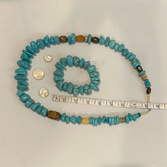 Chunky Boho Turquoise Nuggets Necklace & Bracelet Set - Picture 5 of 5